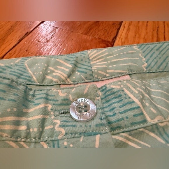 VTG Lilly Pulitzer Seashell Print Pants Light Blue Womens Size 12 Ankle Straight - Picture 3 of 12